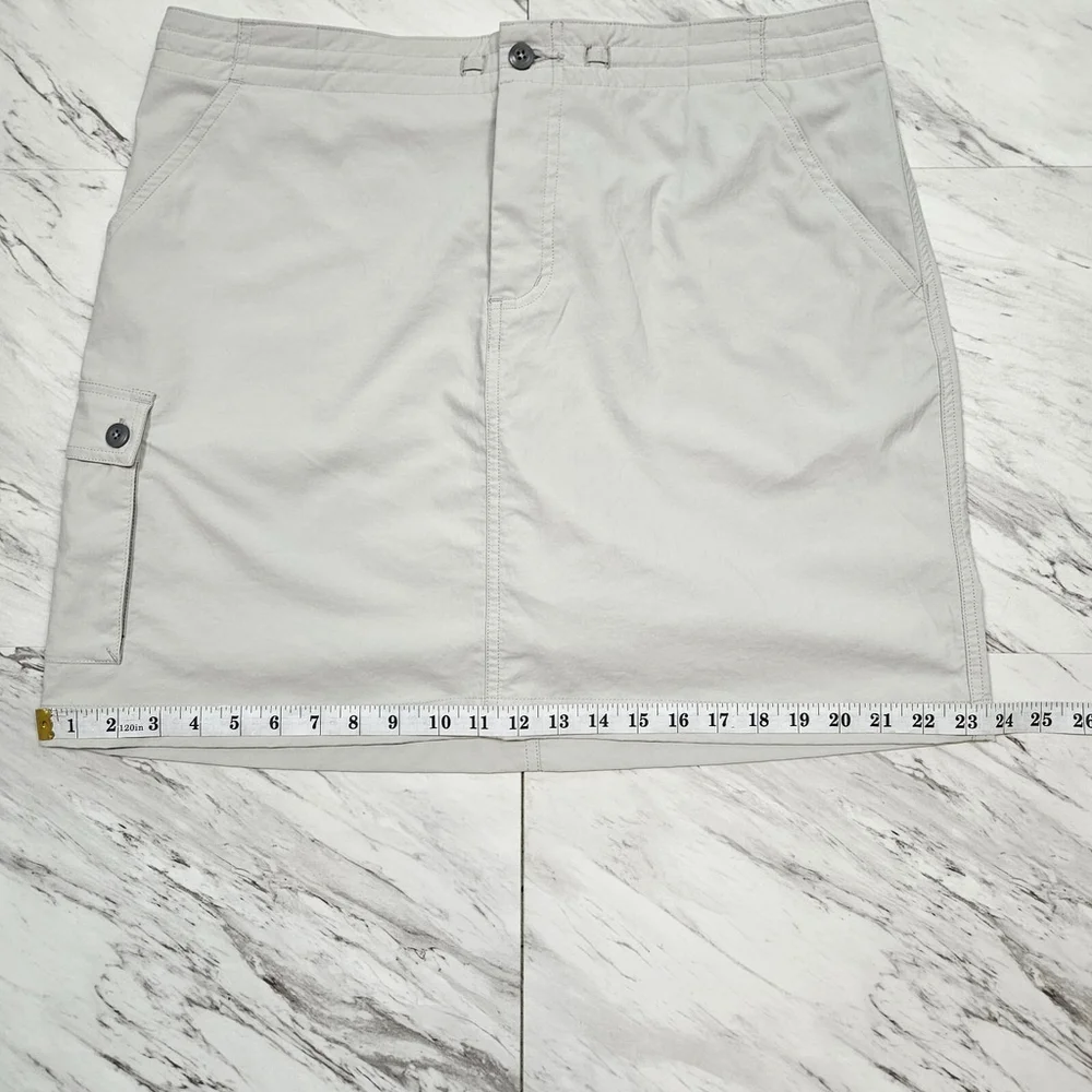 Patagonia Women's Size 10 Inter-Continental Hideaway Skirt Skort Active Cargo - Picture 6 of 16